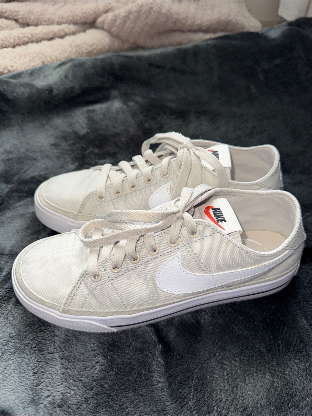 EUC Nike - WOMENS Nike Court Legacy Canvas 'Light Bone' SZ 6.5 worn once